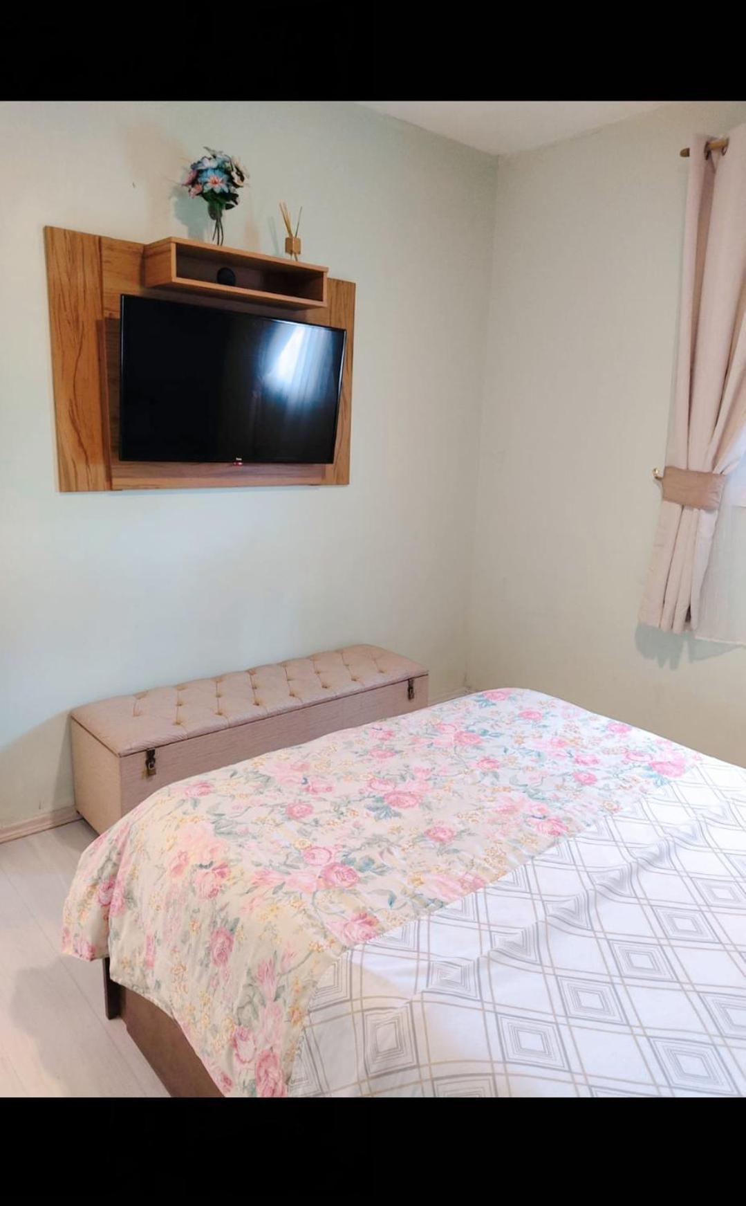Apto Reali Fiori Apartment *